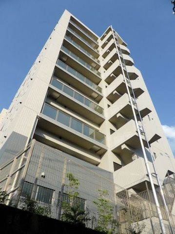 ★人気のエリア！ＲＣ造9階建最上階1LDKマンション★